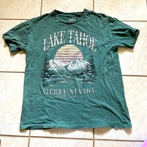 HOLLISTER LAKE TAHOE SIERRA NEVADA COTTON GRAPHIC TEE